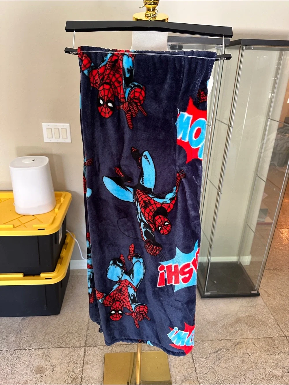 Marvel Spider-Man Plush Throw - Navy, Red & Light Blue